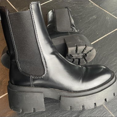 chunky boots