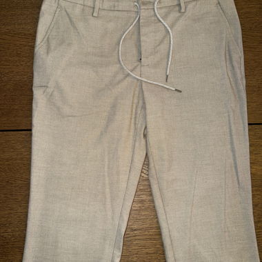 Light Slim-Fit Pants