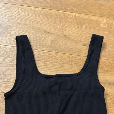Schwarzes Croped Top