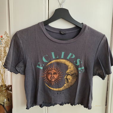 crop top urbanoutfitters
