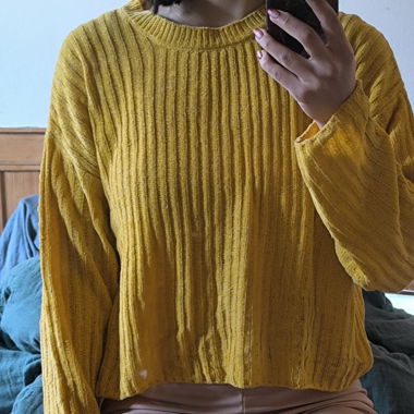 Pull jaune texturé