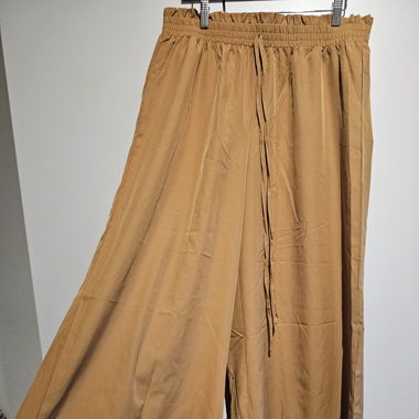 weite, braune Sommerhose im Culotte-Stil (L / XL)
