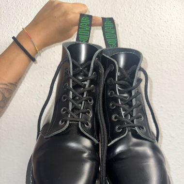 Solovair Black Hi-Shine 6 Eye Astronaut Boot
