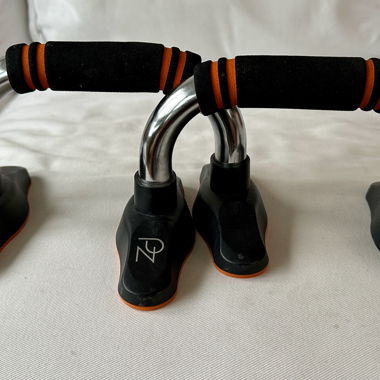Poignées pour pompes en mousse noire