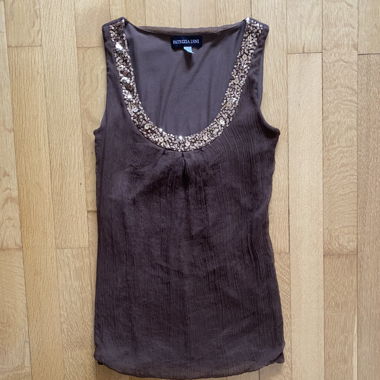Top in seta e paillettes marrone