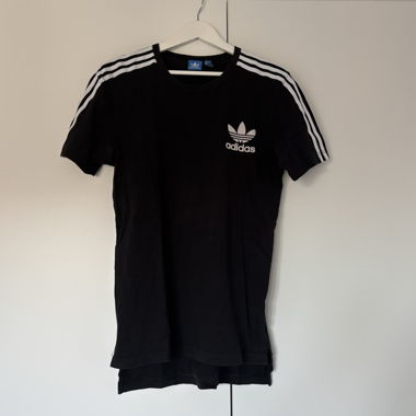 T-Shirt adidas