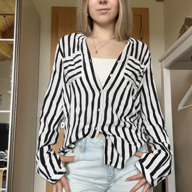 Gestreifte Bluse mit Knopfleiste