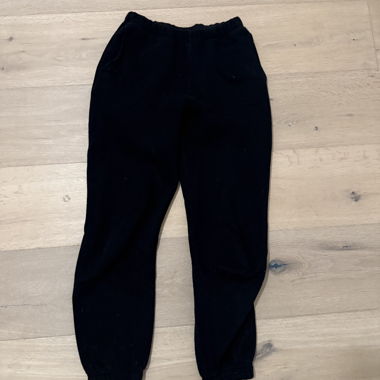 black sweatpants