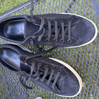 Schwarze Louis-Vuitton-Sneaker