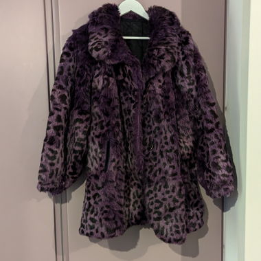 Vintage Purple-Leopard-Fellmantel