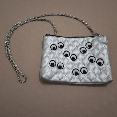 Pochette con occhi