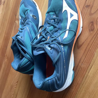 Mizuno Hallenschuh/ Volleyball / 44.5