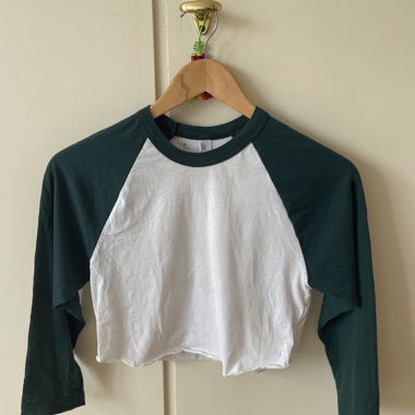 American Apparel Cropped Raglan Langarmshirt