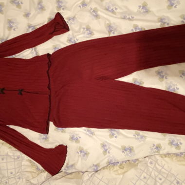 Set Due Pezzi Rosso con Fiocchi