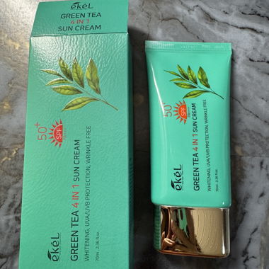 Crème solaire – neuve