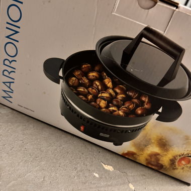 Pentola elettrica per castagne 