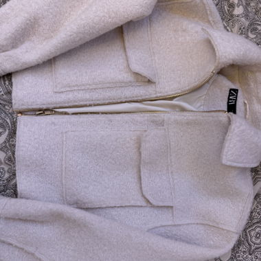 Veste courte en bouclette ZARA beige et or
