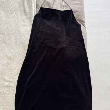Schwarzes Samtkleid