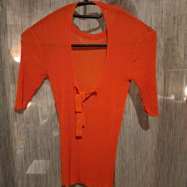Cardigan a coste arancione