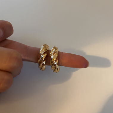 Ohrringe Croissant in Gold