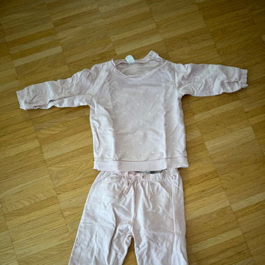 À vendre : Survêtement H&M (enfants)
