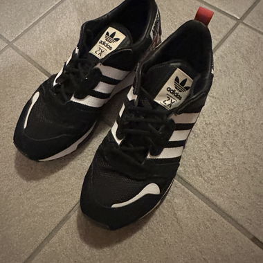 Baskets Adidas 