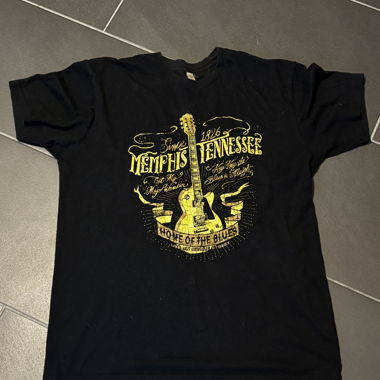 Schwarzes Memphis T-Shirt