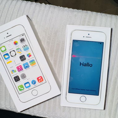 iPhone 5s, 64GB, Gold