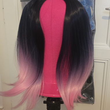 Black-to-pink Ombre Mid-Length Wig