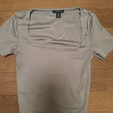 Light grey T-shirt