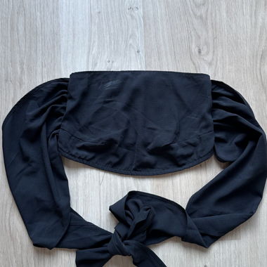 Top corto nero Cider off-shoulder S