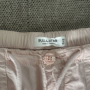 Pantaloni cargo larghi Pull & Bear Stradivarius rosa