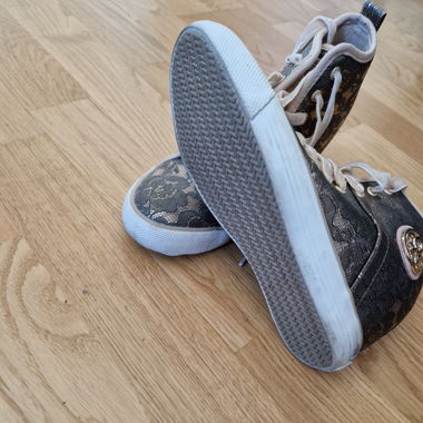 Guess Keilabsatzschuhe