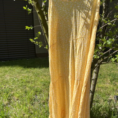 Gelbes Sommerkleid