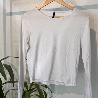 White basic Longsleeve