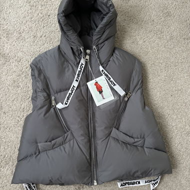 Gilet imbottito Khrisjoy grigio con cappuccio