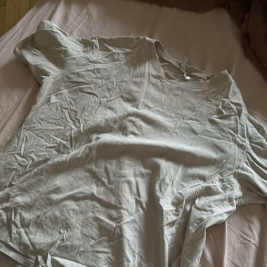 T-shirt beige