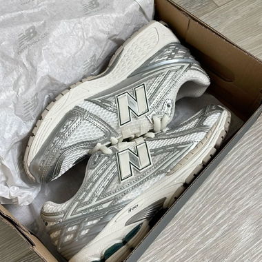 Baskets New Balance 1906R