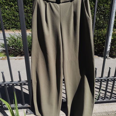 Hose mit weitem Bein