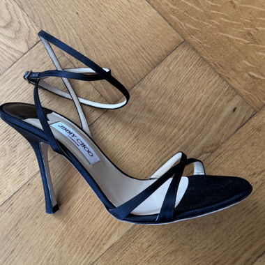 Sandales Jimmy Choo satin noir