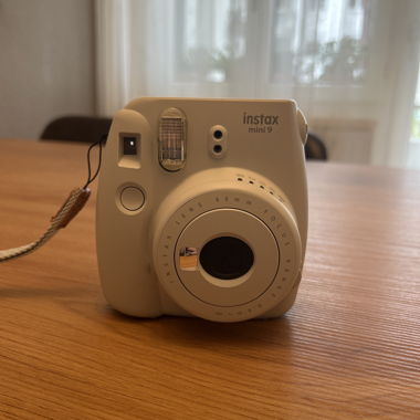 Fujifilm Instax Mini 9
