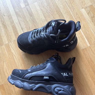 Buffalo sneakers