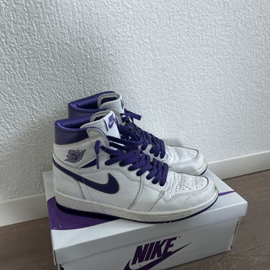 Air Jordan 1 High OG Wmns Court Purple
