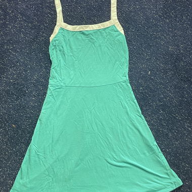 Kurzes Kleid