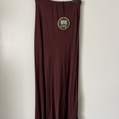 Maxi-jupe bordeaux de ipsy Deluxe