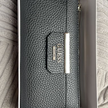 Guess coin purse new