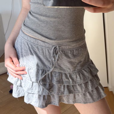 Short Skirt 