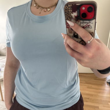 T-shirt celeste SHEIN taglia M