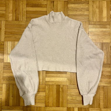 Beige/Pink Cropped sweater