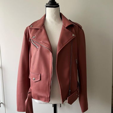 Zara Jacke